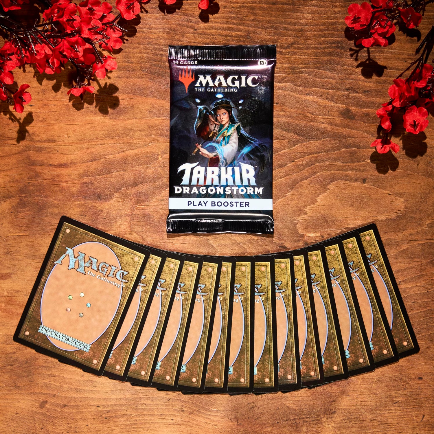 Magic: The Gathering Tarkir: Dragonstorm - Play Booster Box - 30 Packs